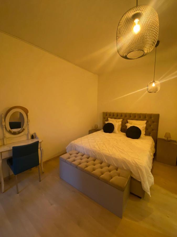 B&B Art And Sleep Antwerpen Ngoại thất bức ảnh