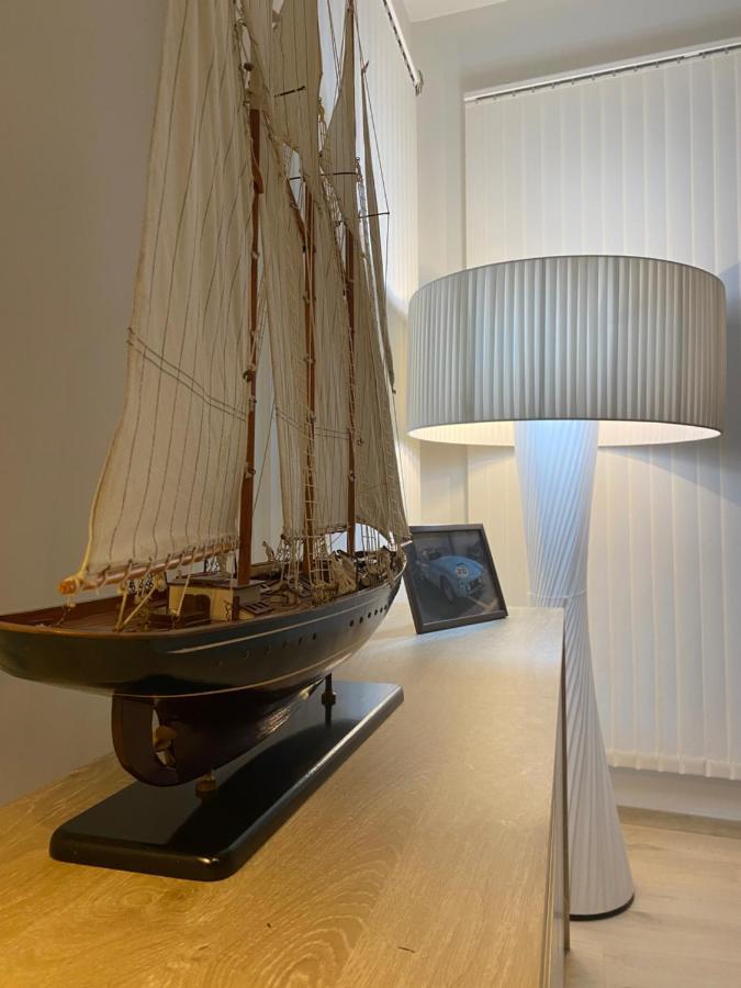 B&B Art And Sleep Antwerpen Ngoại thất bức ảnh
