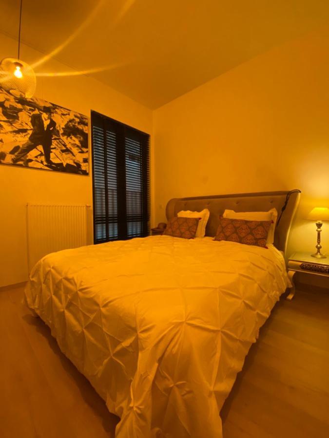 B&B Art And Sleep Antwerpen Ngoại thất bức ảnh